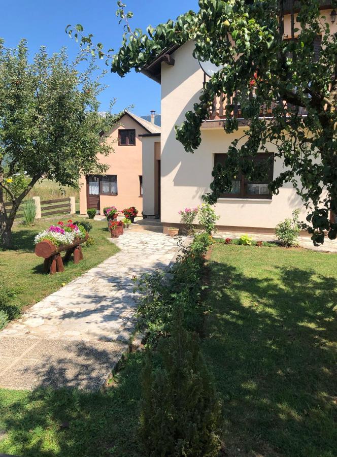 Apartment Arya Korenica Zewnętrze zdjęcie