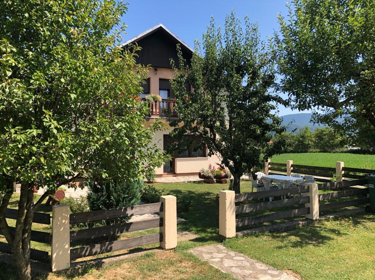Apartment Arya Korenica Zewnętrze zdjęcie
